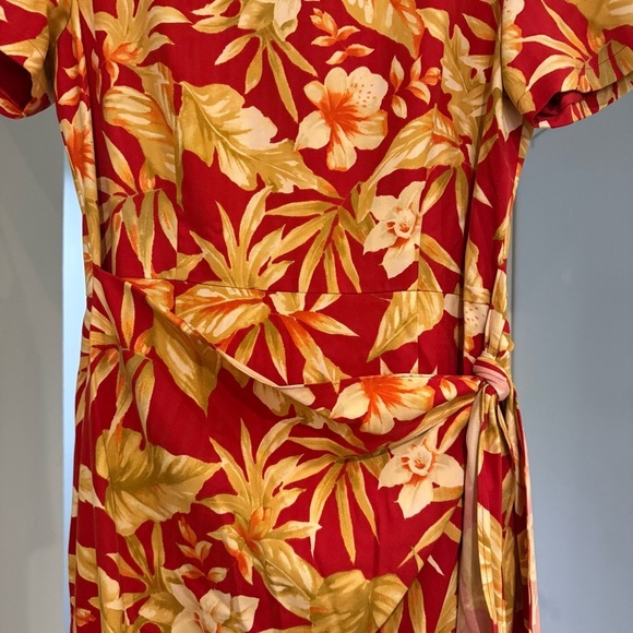 Rum Runner Vintage 100% Silk Red Hawaiian Floral Wrap Midi Dress Sz 10 Cruise - Picture 4 of 11